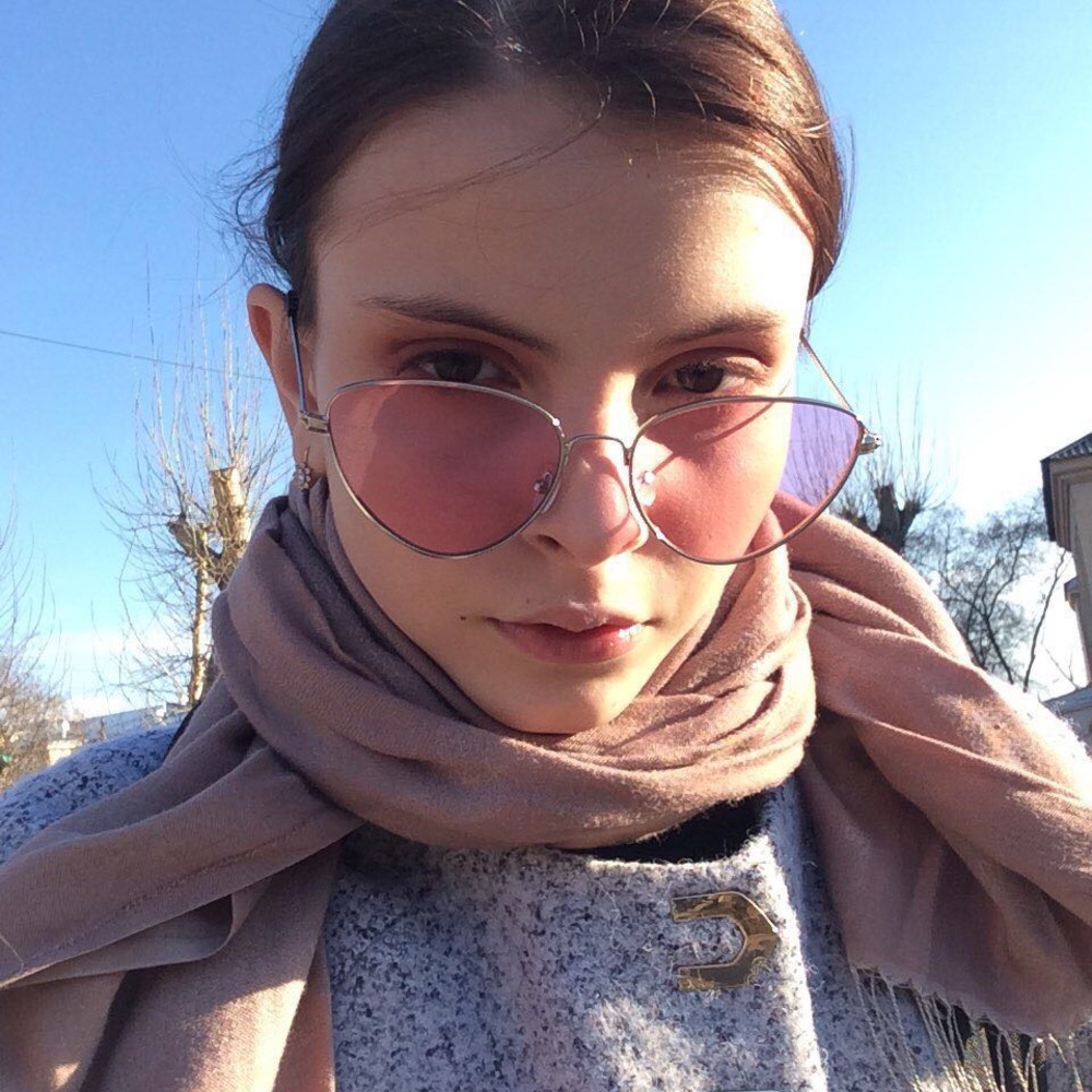 Retro cat eye sunglasses